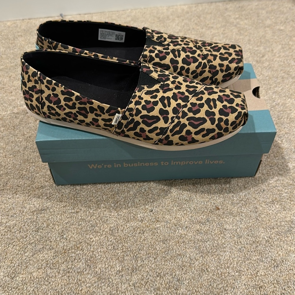 TOMS Slip On